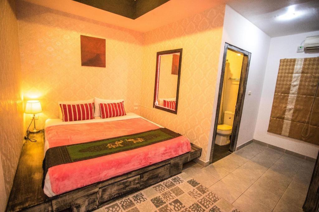 Long Beach Hotel Patong Zewnętrze zdjęcie