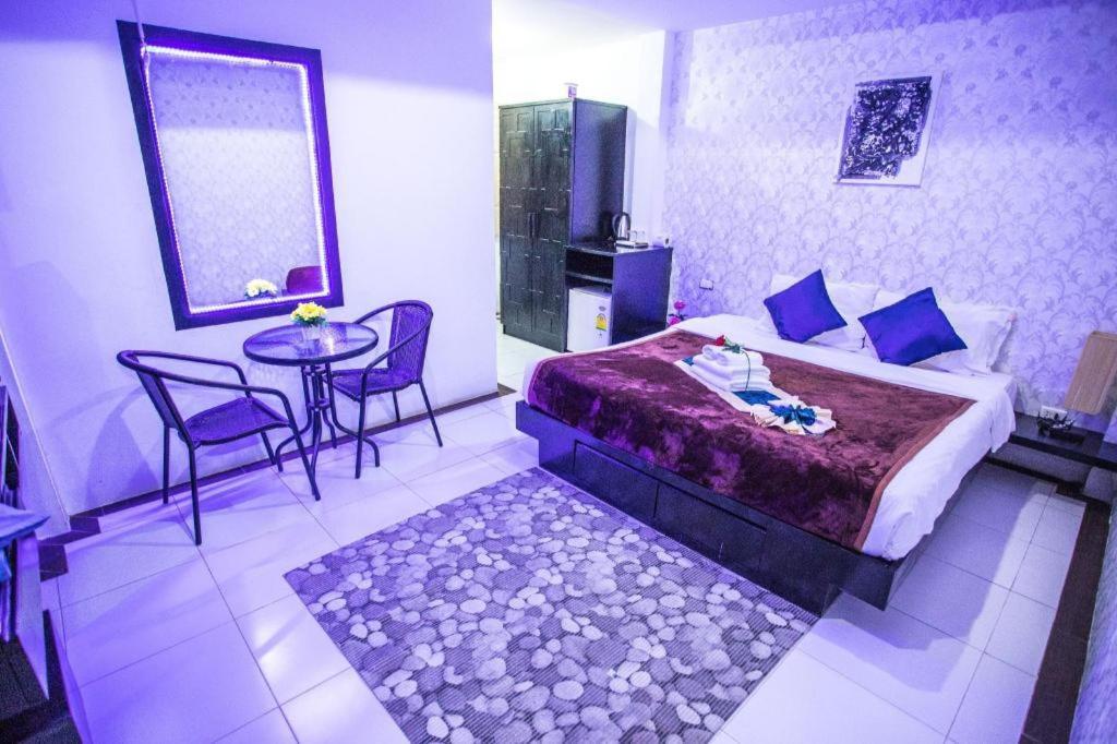 Long Beach Hotel Patong Zewnętrze zdjęcie